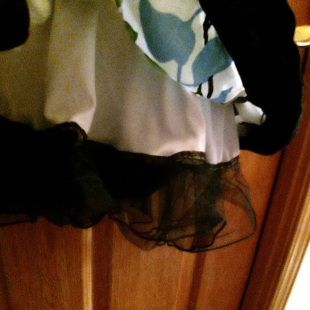 Dress - Picture 3 of 3